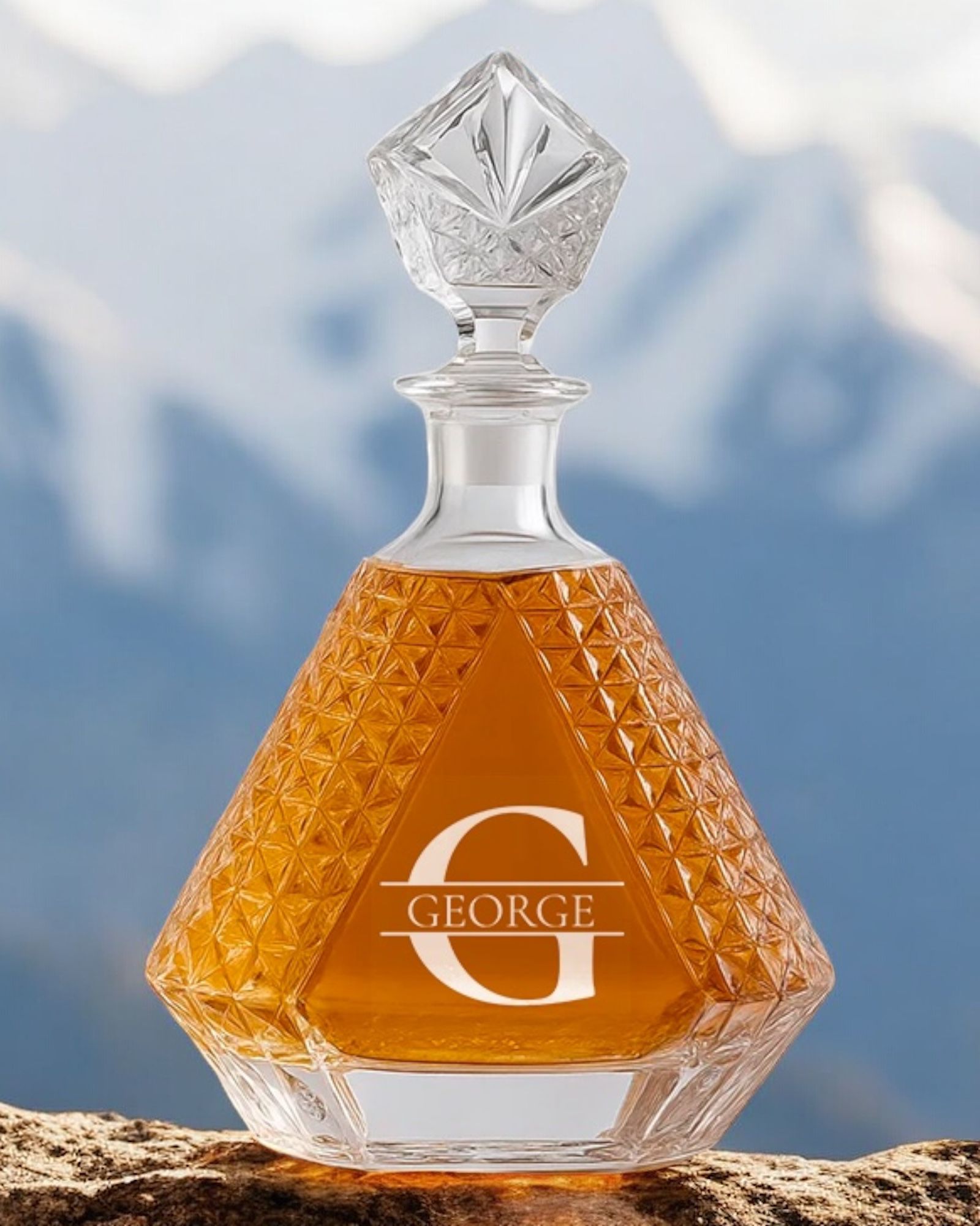 Whiskey Decanter - Triangle - 650ML